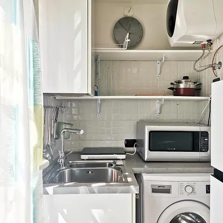 Apartament Uno Su Mille *