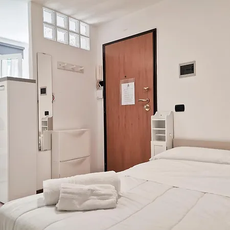 Uno Su Mille Apartament Bari